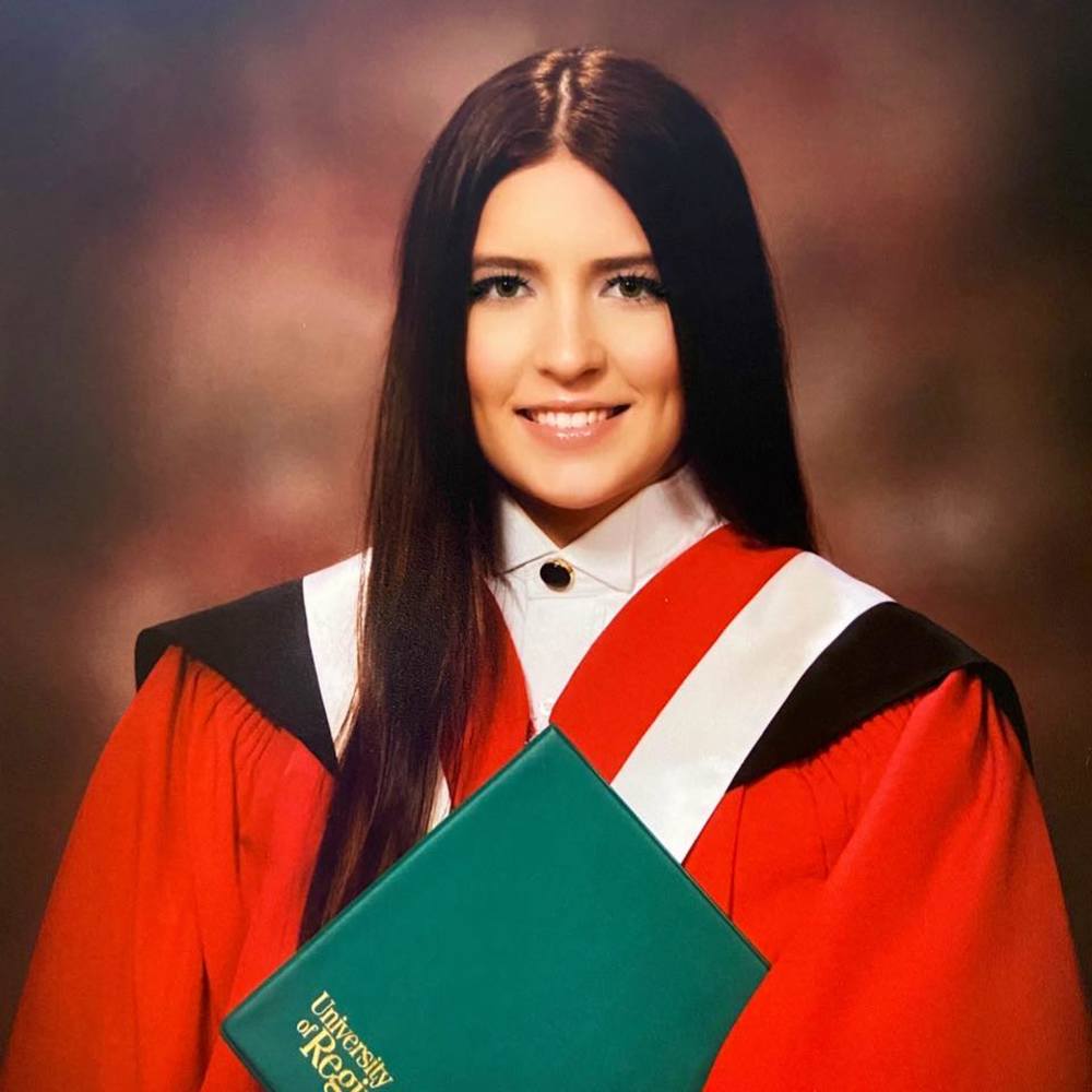 Meet your Posher, Anna